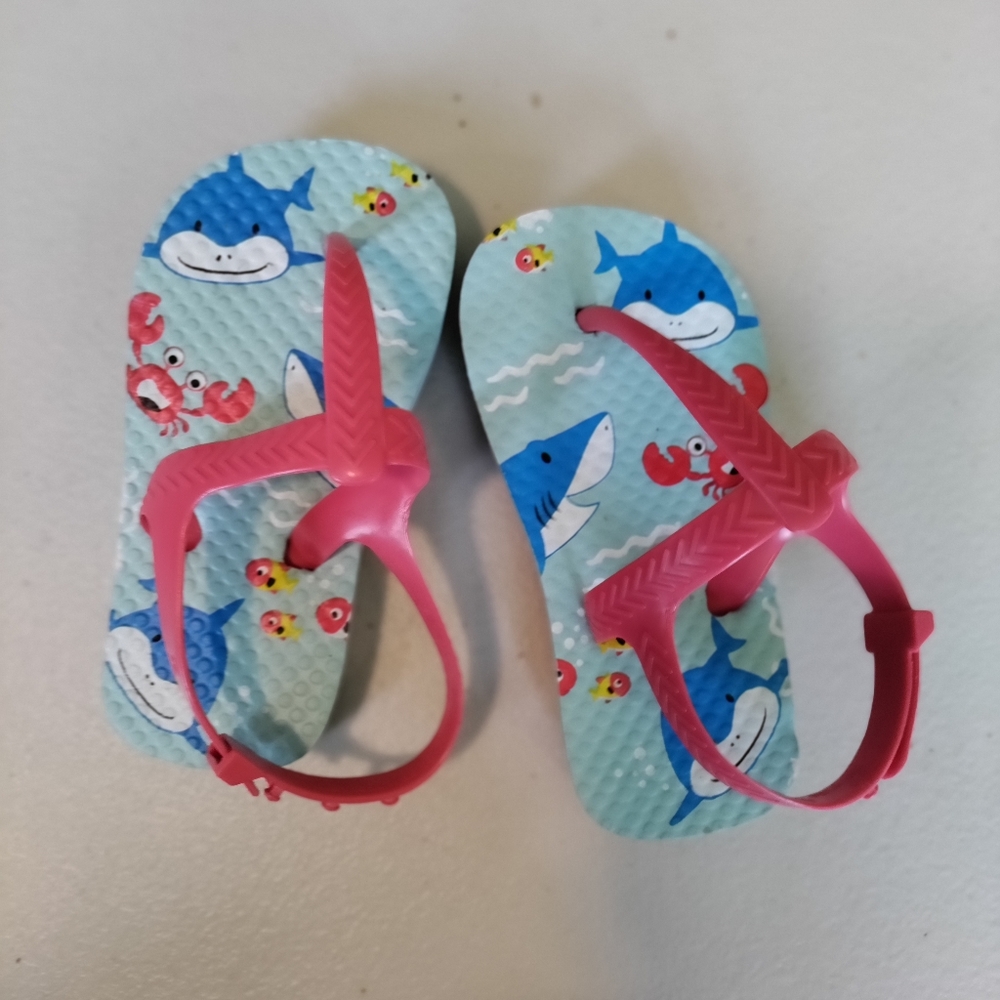 Kids flops